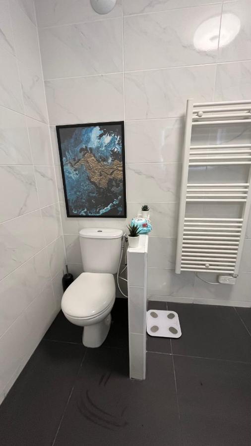 Appartement Vert كورباي إيسون المظهر الخارجي الصورة